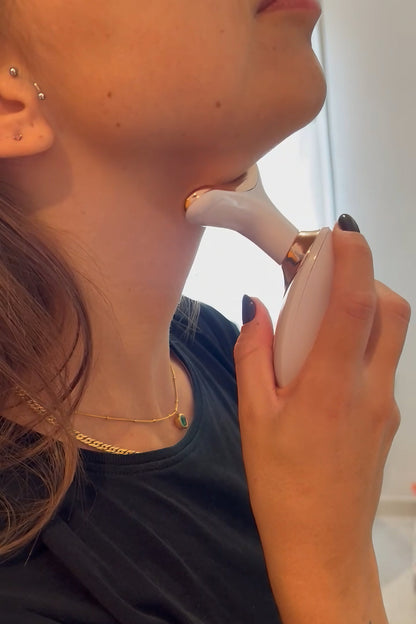 Masajeador facial recargable